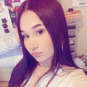 Babysitter in Saint-Brieuc: Swanne