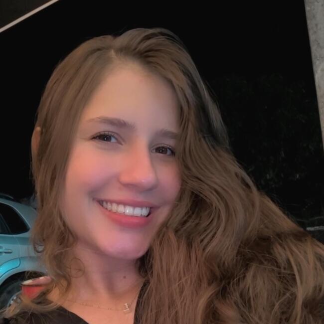 Babysitting job in Goiânia: Lauany
