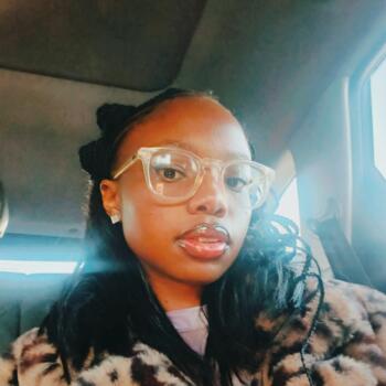 Babysitter Emalahleni: Mbali