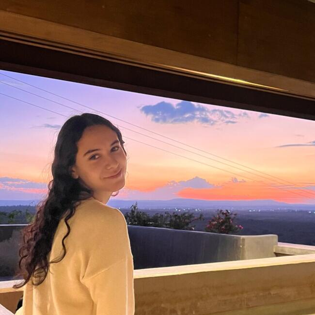 Niñera en Adolfo López Mateos: Regina