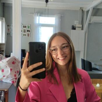 Babysitter in Montauban: Camille