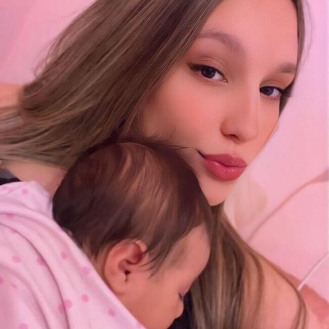 Babysitting job in Francisco Morato: Kelly