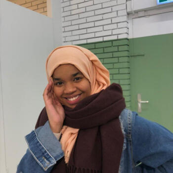 Oppas Rotterdam: Muna