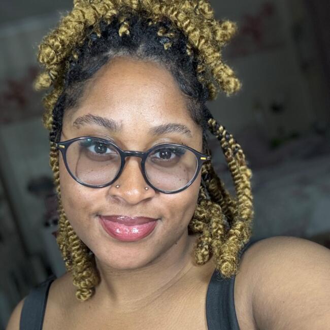 Babysitter in Harrow on the Hill: Antonia