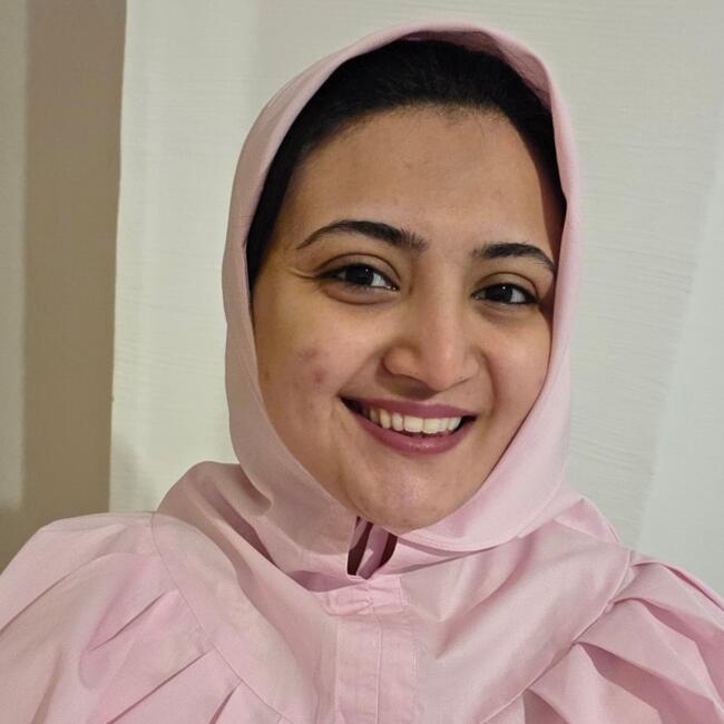 Babysitter in Nuremberg: Sakina