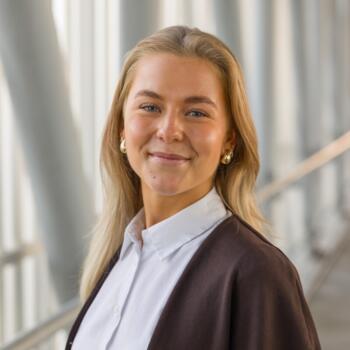 Oppas Maarssen: Laura