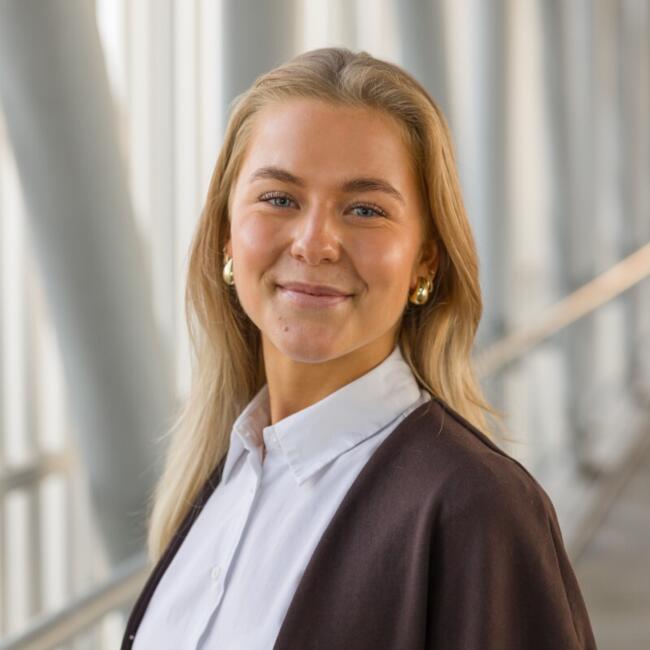 Babysitter in Maarssen: Laura