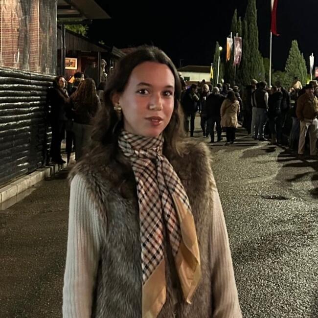 Babysitter em Amora: Jessica