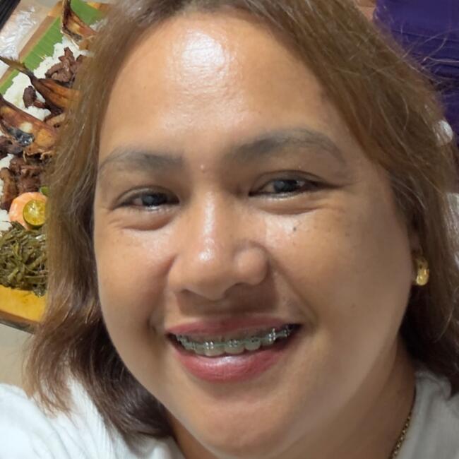 Babysitter in Singapore: Janice