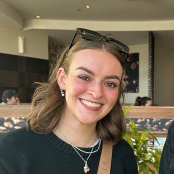 Babysitter in Rolleston: Eva