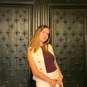 Niñera Segovia: Laura