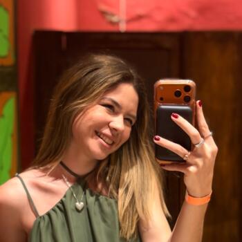 Babysitter in Brasília: Eduarda