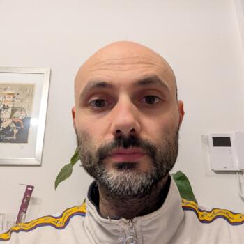 Lavoro per babysitter a Bologna: lavoro per babysitter Daniele