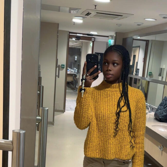 Babysitter in Darnétal: Aminata