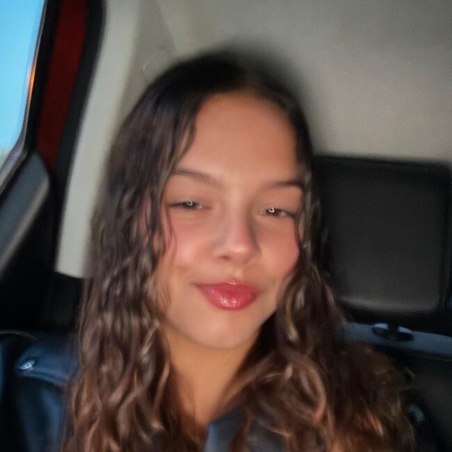 Babysitter in Porto: Gabriela