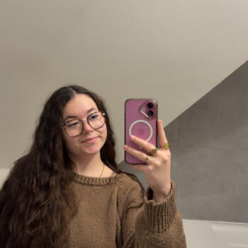 Babysitter in Lorient: Shaïnice