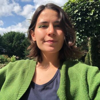 Babysitter in Brussels: Julia