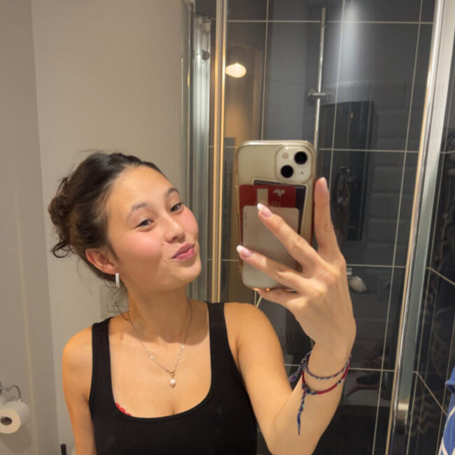 Babysitter in Rennes: Kim