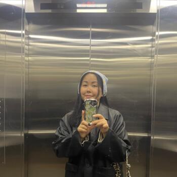 Babysitter in Seoul: Marzhan