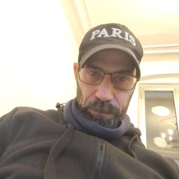 Babysitting job in Genoa: babysitting job Lorenzo