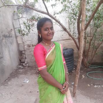 Babysitter in Tirupati: Shanthi