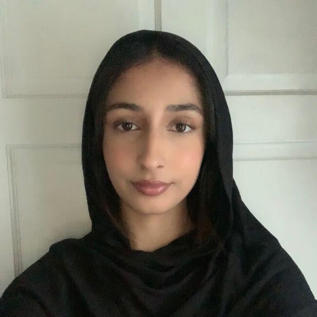 Babysitter in Bradford: Isra