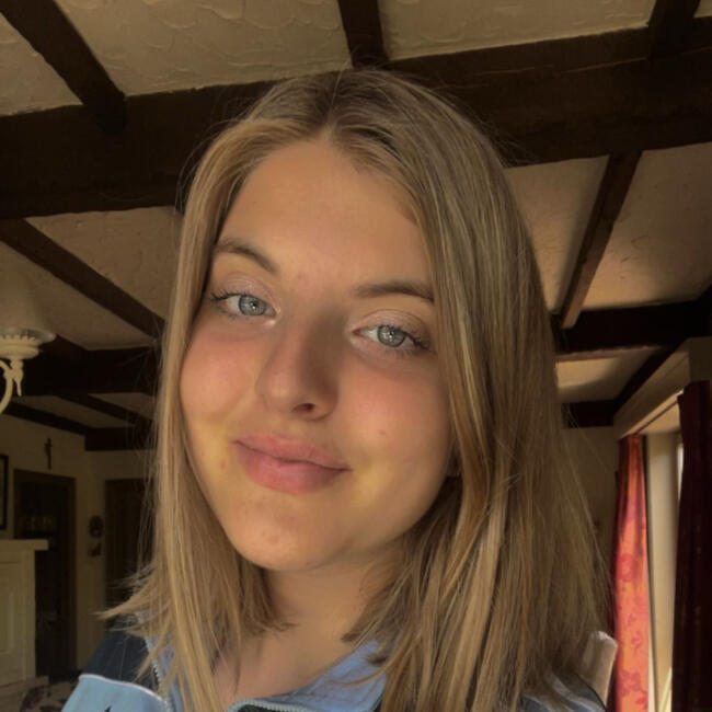 Babysitter in Lebbeke: Merel