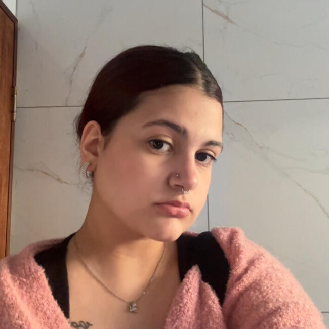 Babysitter in Montevideo: Lucía