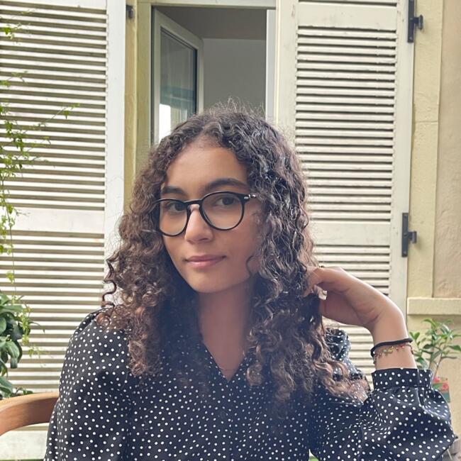 Babysitter in Collonges-au-Mont-d'Or: Annassia