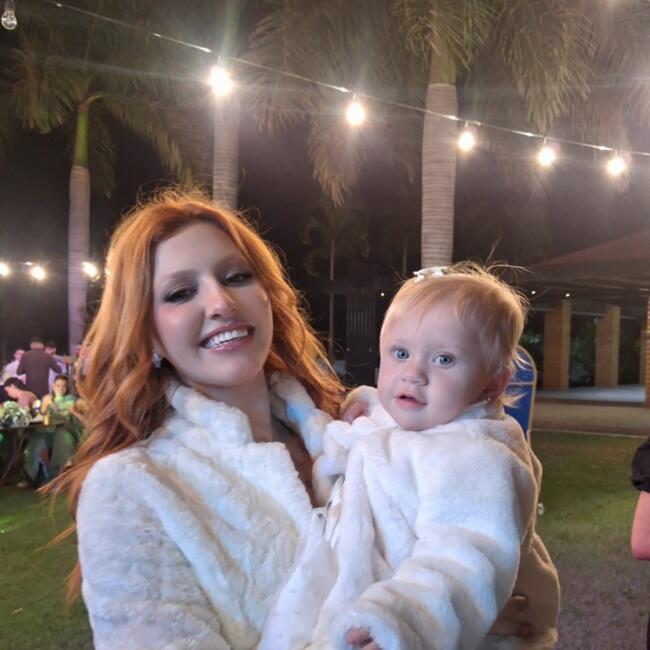 Babysitter in Campo Grande: Isadora