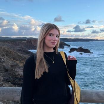 Babysitter in Cascais: Beatriz