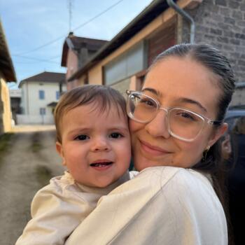 Babysitter in Ville-la-Grand: Emel
