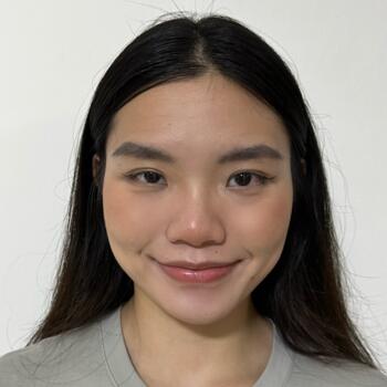 Babysitter in Singapore: Jolene