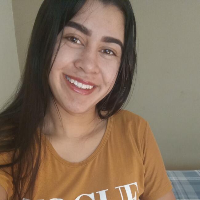 Babysitter in Colombo: Elaine