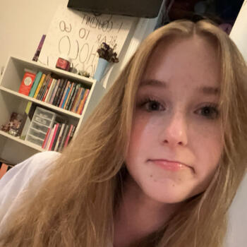 Babysitter in Virginia Beach: Annabelle