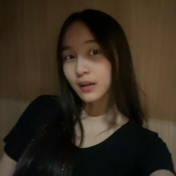 Babysitter in Singapore Island: Rina