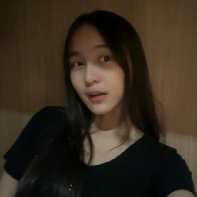 Babysitter in Singapore Island: Rina