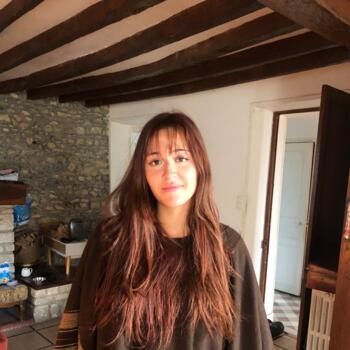 Babysitter in Saint-Ouen-Marchefroy: Anouk