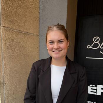 Babysitter Groningen: Iris