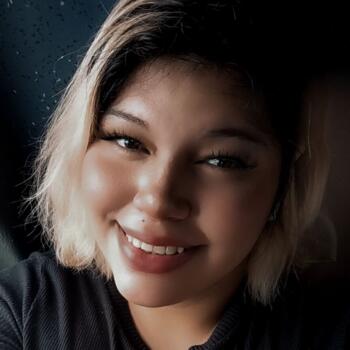 Babysitter Manaus: Esthefane