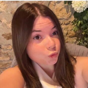 Babysitter in Suresnes: Carla