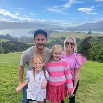 Babysitting job in Auckland: babysitting job Anna & Michael