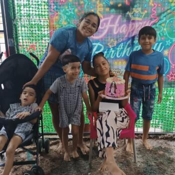 Trabajo para niñera en Samborondón: trabajo de niñera Dennys