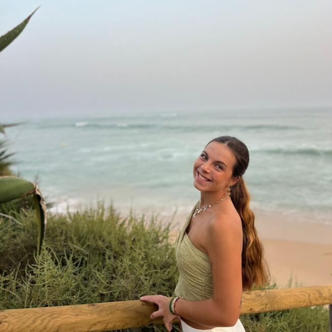 Canguro en Alhaurín el Grande: Mercedes