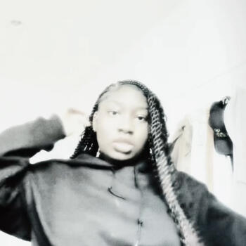 Babysitter in Brooklyn: Chrissy