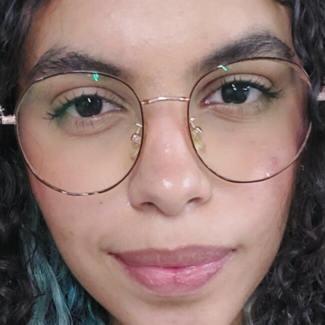 Babysitter in Recife: Laura