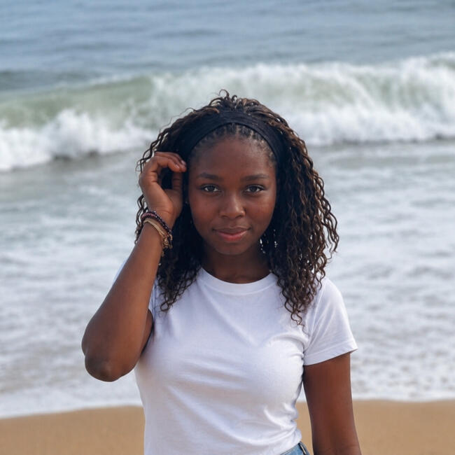 Babysitter in Abidjan: Nealy cheraline