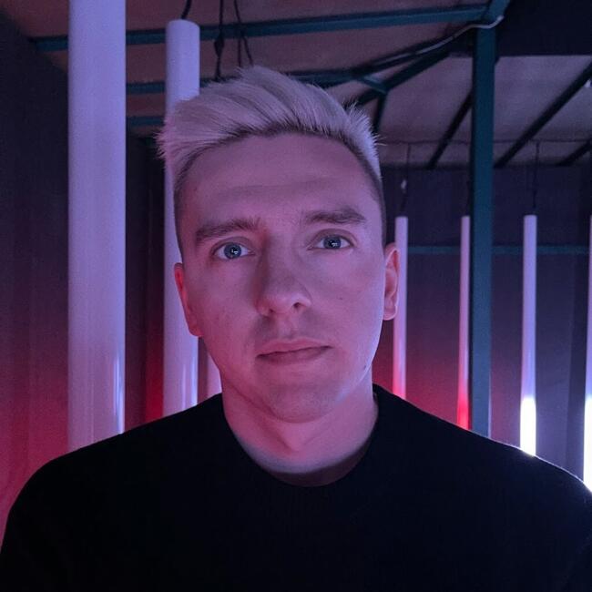 Trabalho de babysitting em Lisboa: Anton