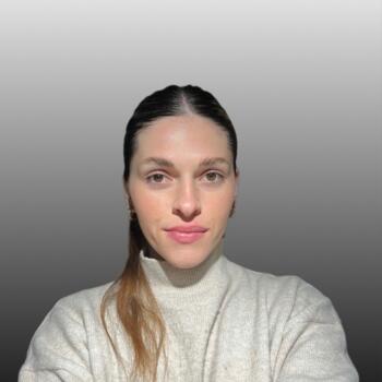 Babysitter in San Carlos: Fiorella