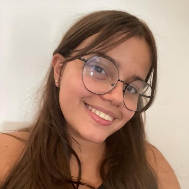 Babá em Belo Horizonte: Bruna